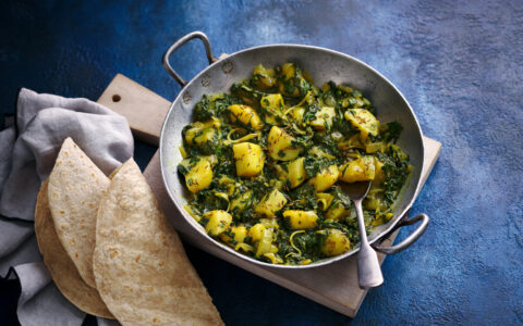 Spinach with Potatoes – Sag Aloo